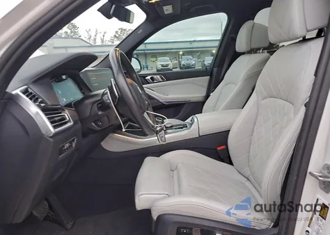 2023 BMW X5 xDrive40I z USA, uszkodzony, nr VIN 5UXCR6C04P9P63290